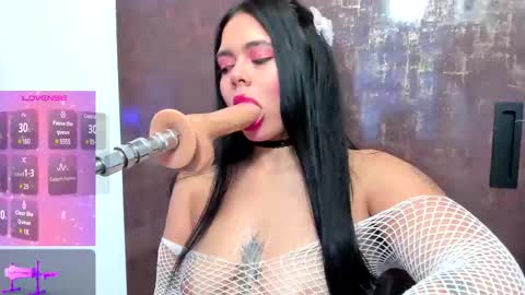 Snapshot of lana_valkova chatting on 03-09-25, 08:21 Lana online show from 03-09-25, 08:21