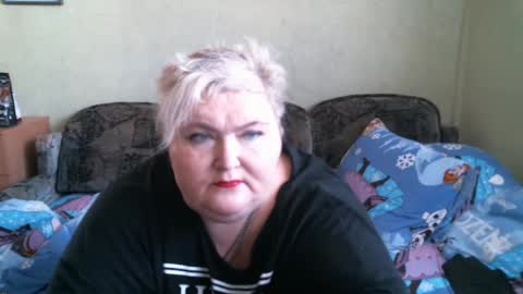 lanacat555 online show from 02-13-25, 10:44