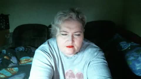 lanacat555 online show from 10-13-25, 11:49