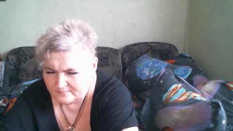 lanacat555 online show from 04-11-26, 10:19