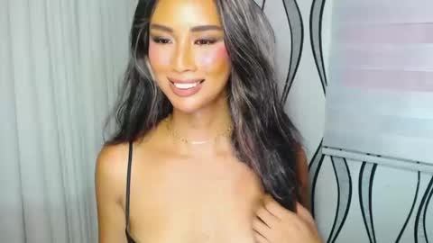 Lana online show from 12-31-24, 06:27