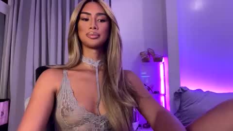 Lana online show from 03-06-25, 02:41