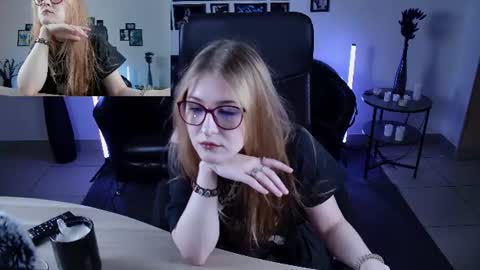 Snapshot of lanafitch chatting on 07-19-26, 01:37 lana online show from 07-19-26, 01:37