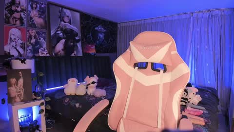 L A N A  online show from 02-06-25, 08:07