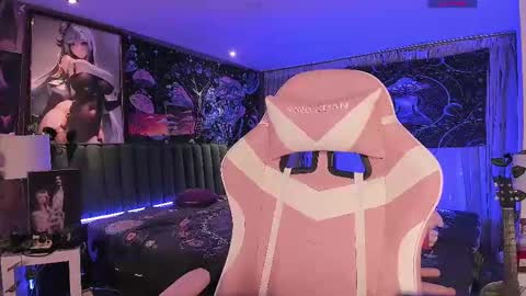 L A N A  online show from 02-09-25, 07:38