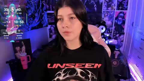 LanaKyutt666 online show from 06-03-26, 11:32