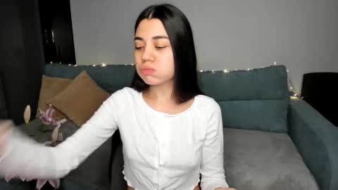 Snapshot of lanalandd chatting on 01-16-26, 10:47 Lana online show from 01-16-26, 10:47