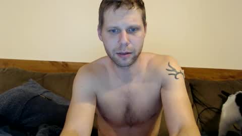 Snapshot of lancehardin chatting on 03-05-26, 12:17 Lance online show from 03-05-26, 12:17