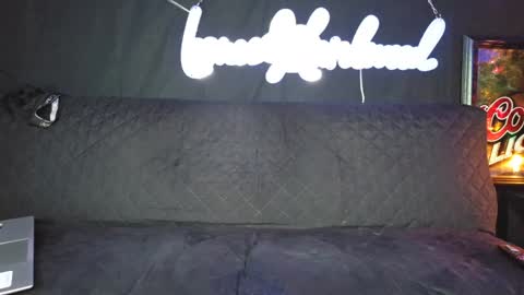 Snapshot of lancehardwood222 chatting on 12-11-24, 01:26 LANCE online show from 12-11-24, 01:26