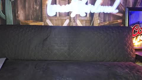 Snapshot of lancehardwood222 chatting on 12-27-24, 02:04 LANCE online show from 12-27-24, 02:04