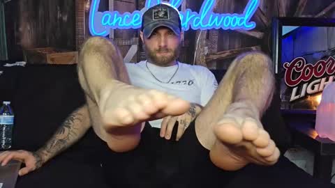 Snapshot of lancehardwood222 chatting on 02-17-25, 01:58 LANCE online show from 02-17-25, 01:58