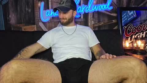 Snapshot of lancehardwood222 chatting on 09-12-25, 12:11 LANCE online show from 09-12-25, 12:11