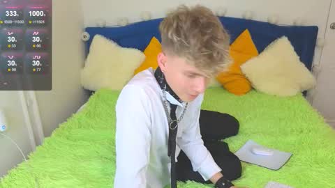 Snapshot of landel_boy chatting on 09-13-25, 05:02 Lanny online show from 09-13-25, 05:02