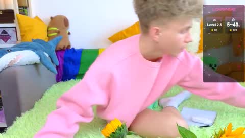 Snapshot of landel_boy chatting on 03-23-26, 08:29 Lanny online show from 03-23-26, 08:29