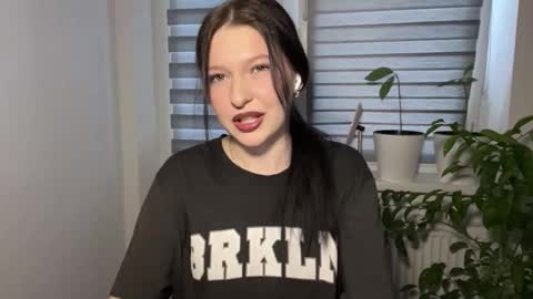 Sarah online show from 02-27-26, 02:28