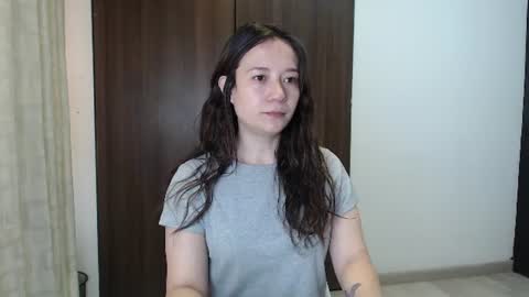 Snapshot of lanna_mills chatting on 07-22-26, 02:31 Lanna online show from 07-22-26, 02:31