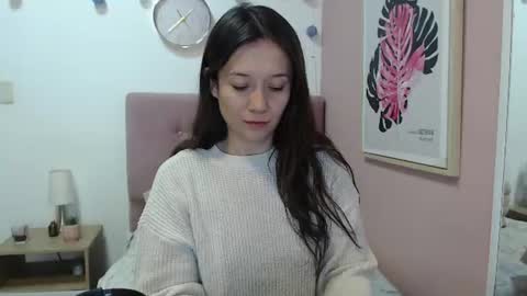 Snapshot of lanna_mills chatting on 07-23-26, 01:20 Lanna online show from 07-23-26, 01:20