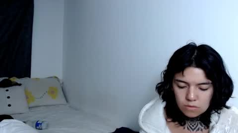 Snapshot of lannie_gonzales chatting on 02-19-25, 11:46 LANNIE   online show from 02-19-25, 11:46