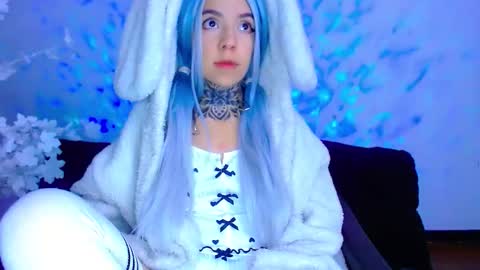 Snapshot of lannie_gonzales chatting on 10-05-25, 02:10 LANNIE   online show from 10-05-25, 02:10