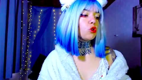 LANNIE   online show from 05-06-26, 12:43