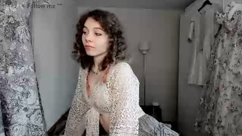 Snapshot of lanshan_classy chatting on 07-07-26, 07:23 lanshan_classy online show from 07-07-26, 07:23