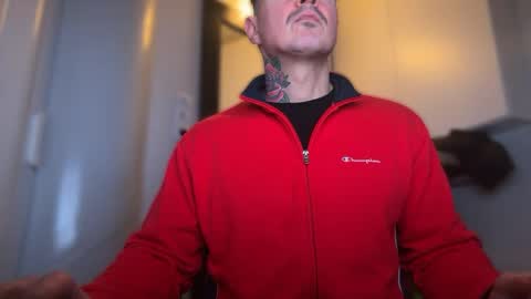 Snapshot of lanzarote6 chatting on 02-21-25, 07:10 BDSM online show from 02-21-25, 07:10