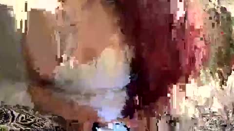 Snapshot of lara2030 chatting on 02-06-25, 02:48 Lolo Arabian online show from 02-06-25, 02:48