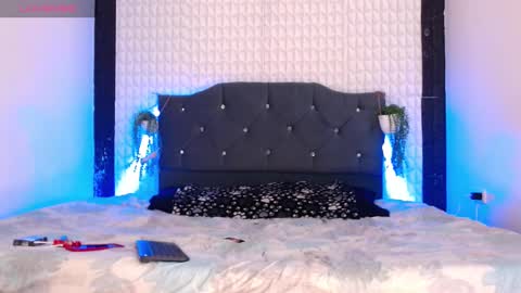 Lara Brunette  online show from 01-08-25, 05:37