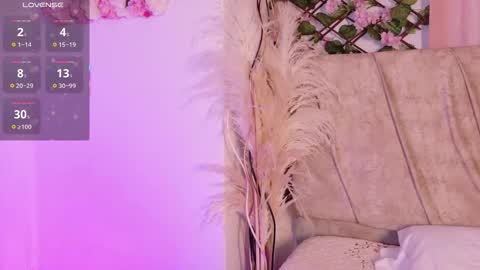 Snapshot of lara_gil_ chatting on 12-13-25, 07:53 Lara Gill online show from 12-13-25, 07:53