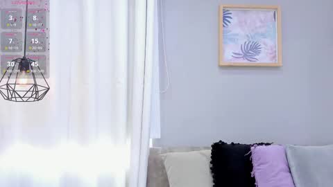      700  200   online show from 09-21-25, 12:07