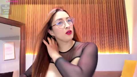 Snapshot of lara_martin chatting on 07-17-26, 07:52 700 200 online show from 07-17-26, 07:52