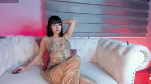 lara_reynolds_ online show from 03-08-26, 12:30