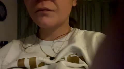 Snapshot of laraa333 chatting on 01-09-25, 11:34 Little online show from 01-09-25, 11:34