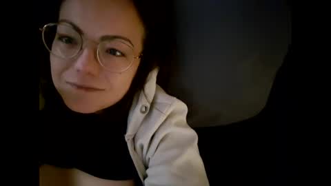 Snapshot of laraa333 chatting on 01-14-25, 09:56 Little online show from 01-14-25, 09:56