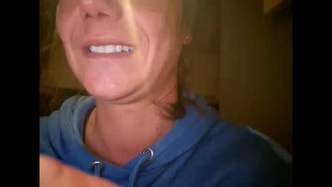 Snapshot of laraa333 chatting on 10-07-25, 11:02 Little online show from 10-07-25, 11:02
