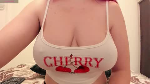 Snapshot of laracara chatting on 03-03-26, 05:13 Lara online show from 03-03-26, 05:13