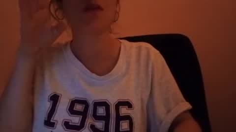 larafox22 online show from 04-17-26, 05:43