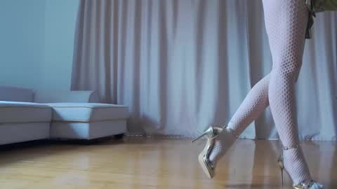 Snapshot of larakanes chatting on 02-16-26, 10:22 LaraKanes online show from 02-16-26, 10:22