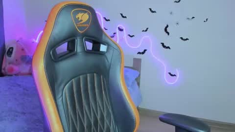 LaraKrein lk online show from 11-01-25, 01:24