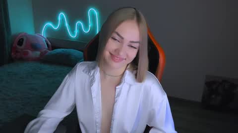 LaraKrein lk online show from 04-10-26, 03:17