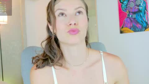 Snapshot of laralane_ chatting on 04-29-26, 02:10 Lara online show from 04-29-26, 02:10