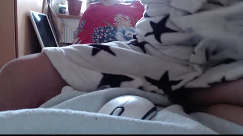 laralhotr online show from 01-22-25, 07:14