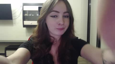Snapshot of laralianna chatting on 02-16-25, 05:48 Laralianna online show from 02-16-25, 05:48