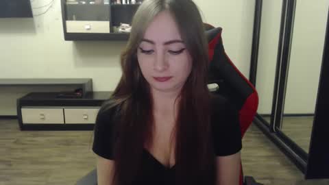 Snapshot of laralianna chatting on 02-26-25, 05:28 Laralianna online show from 02-26-25, 05:28