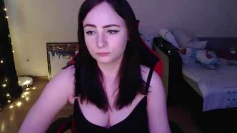 Laralianna online show from 01-16-26, 07:01