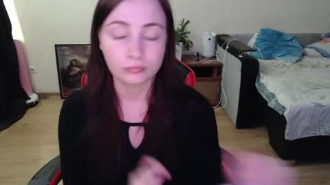 Laralianna online show from 06-15-26, 11:56