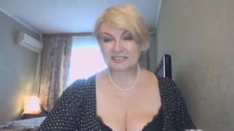 laramrs online show from 04-13-26, 04:45