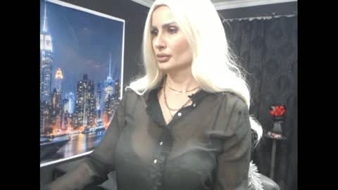 laras_moans online show from 02-04-25, 08:13