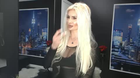 laras_moans online show from 03-02-25, 11:18