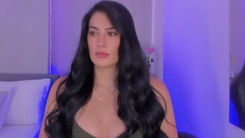 Snapshot of laravillalobos chatting on 07-15-26, 09:09 Laura online show from 07-15-26, 09:09